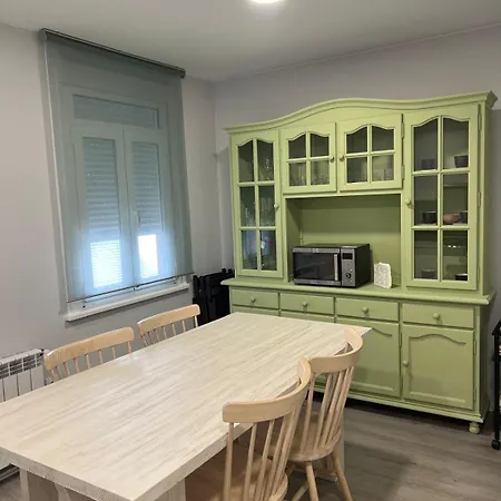 Céntrico Y Acogedor Piso Con Garaje *