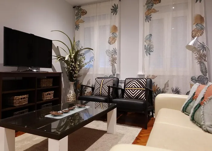 Апартаменты Centrico Y Acogedor Piso Con Garaje