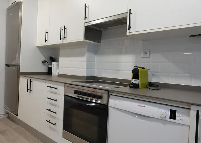 Centrico Y Acogedor Piso Con Garaje Ла-Корунья